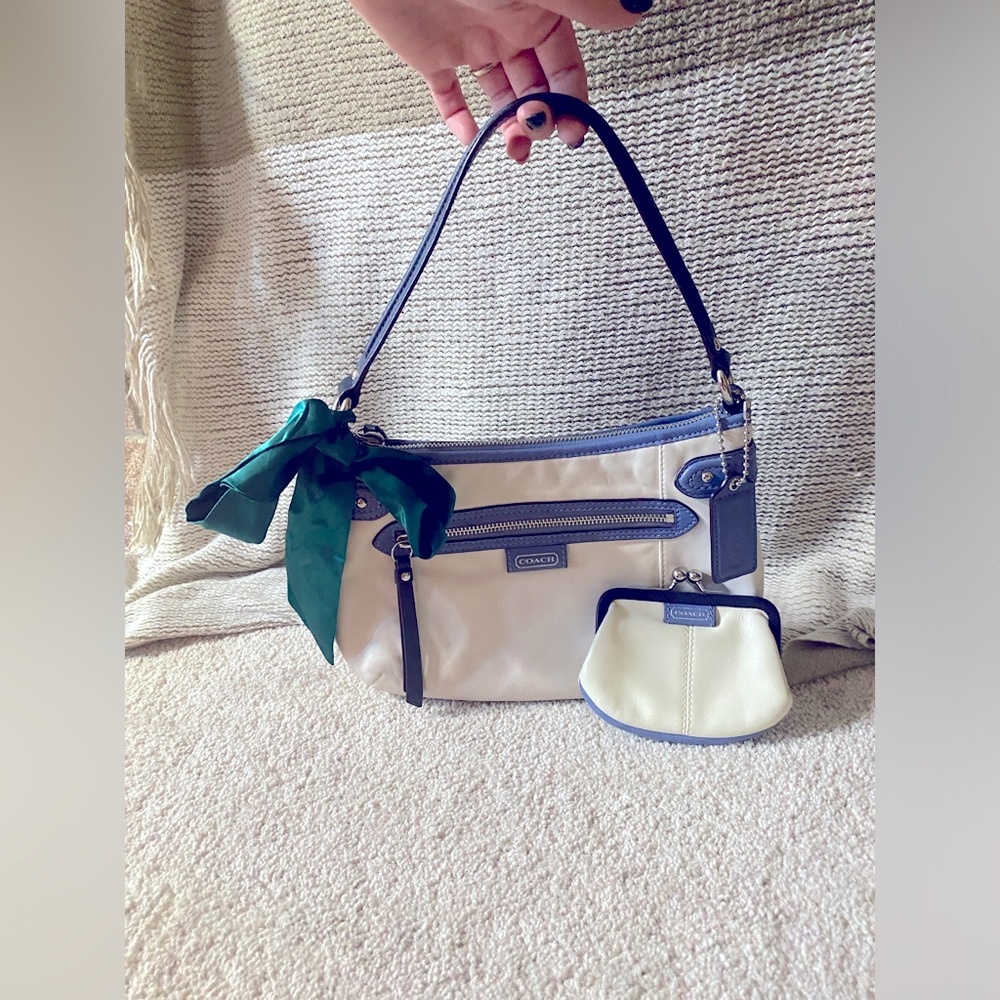 COACH 4 Piece Set White and Blue